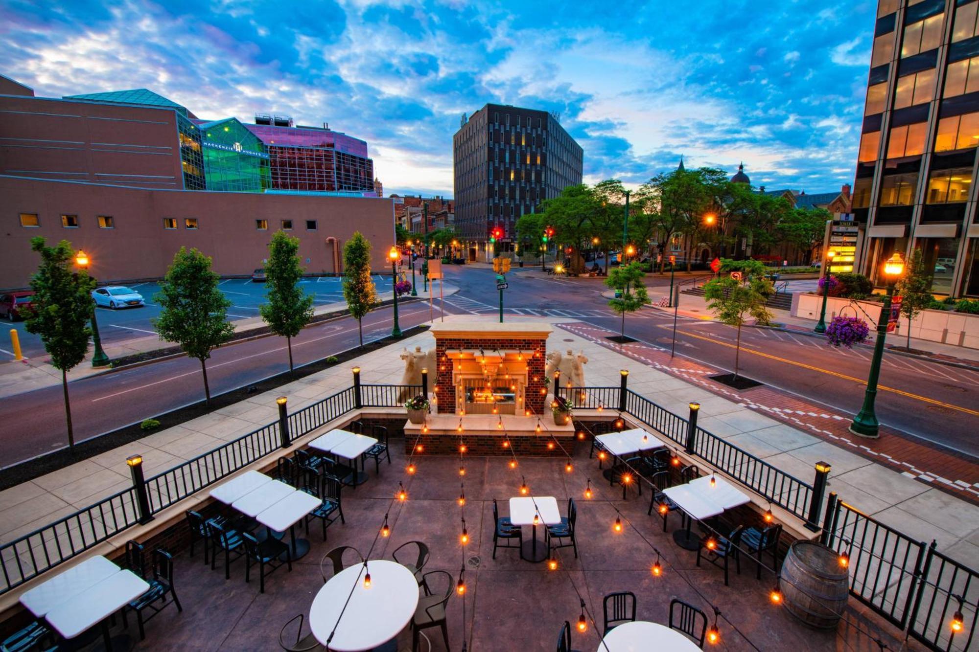 Hotel Marriott Syracuse Downtown Exteriér fotografie